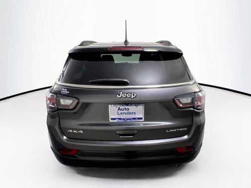 Granite Crystal Metallic Clearcoat 2022 Jeep Compass Limited