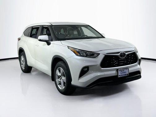 2020 Toyota Highlander LE