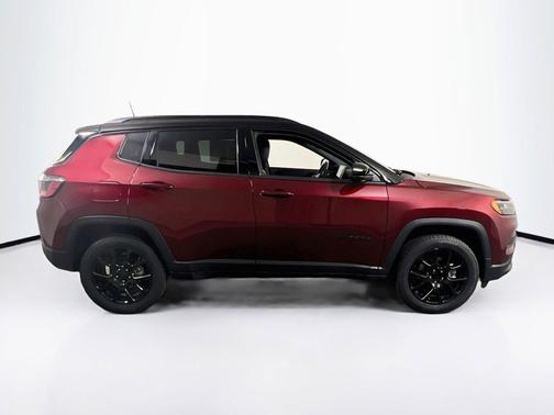 Velvet Red Pearlcoat 2022 Jeep Compass Latitude