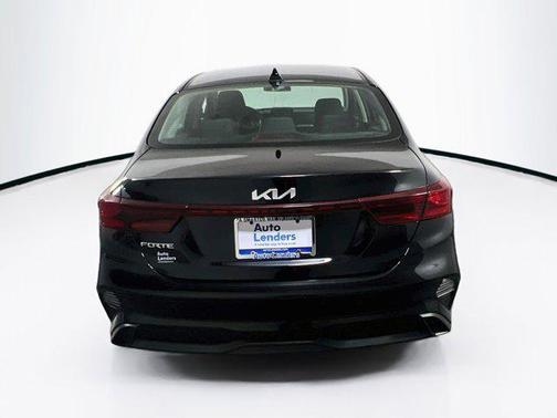 Aurora Black 2023 Kia Forte LXS