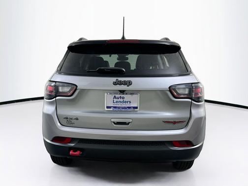 Billet Silver Metallic Clearcoat 2022 Jeep Compass Trailhawk