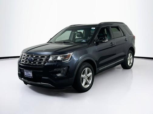 Smoked Quartz Metallic Tinted Clearcoat 2017 Ford Explorer XLT