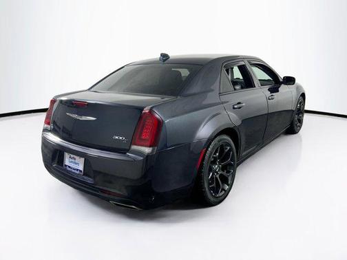 2019 Chrysler 300 S