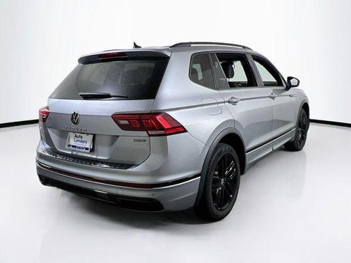 2022 Volkswagen Tiguan 2.0T SE R-Line Black 4MOTION