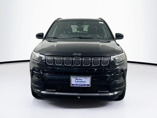 Diamond Black Crystal Pearlcoat 2022 Jeep Compass High Altitude