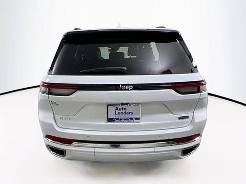 2022 Jeep Grand Cherokee Overland