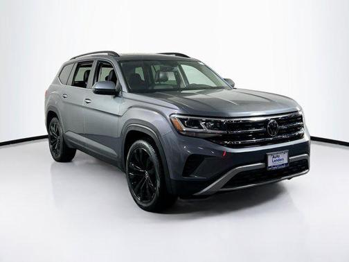 2022 Volkswagen Atlas 3.6L SE w/Technology