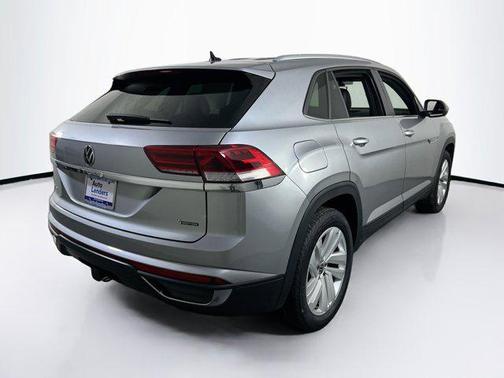 Pyrite Silver Metallic 2023 Volkswagen Atlas Cross Sport 3.6L V6 SE w/Technology