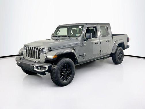 2022 Jeep Gladiator Sport S