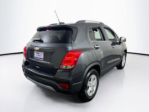 Nightfall Gray Metallic 2017 Chevrolet Trax LT