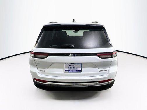 Bright White Clearcoat 2023 Jeep Grand Cherokee Limited