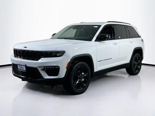 Bright White Clearcoat 2023 Jeep Grand Cherokee Limited