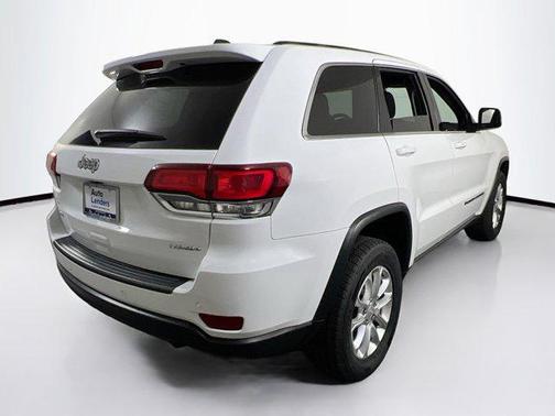 2022 Jeep Grand Cherokee Laredo
