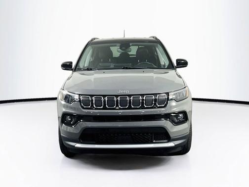Sting-Gray Clearcoat 2022 Jeep Compass Limited