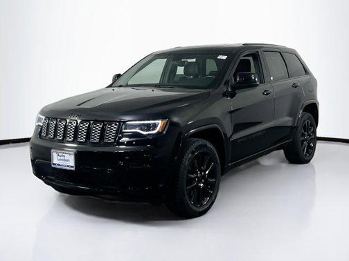 2022 Jeep Grand Cherokee Laredo