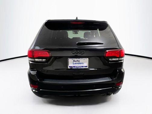 2022 Jeep Grand Cherokee Laredo