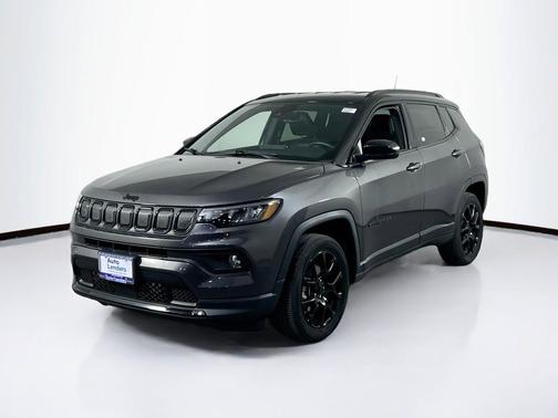Granite Crystal Metallic Clearcoat 2022 Jeep Compass Latitude