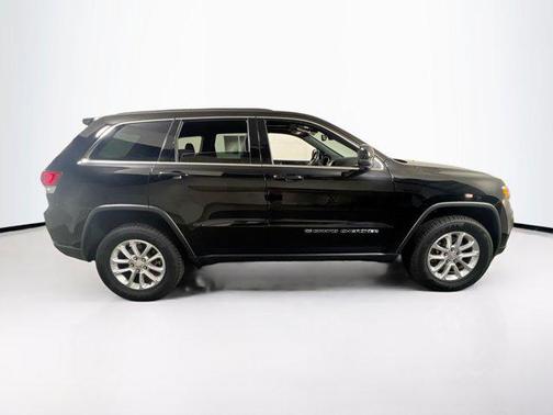 2022 Jeep Grand Cherokee Laredo