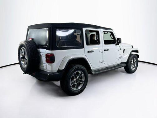 2023 Jeep Wrangler 4-Door Sahara 4x4