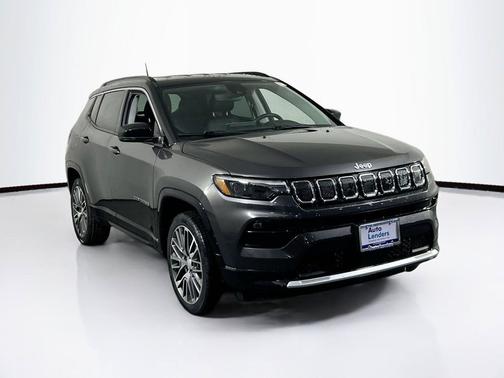 Granite Crystal Metallic Clearcoat 2022 Jeep Compass Limited