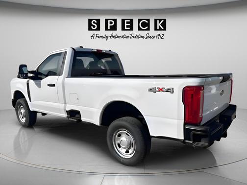 Oxford White 2026 Ford F-350 XL