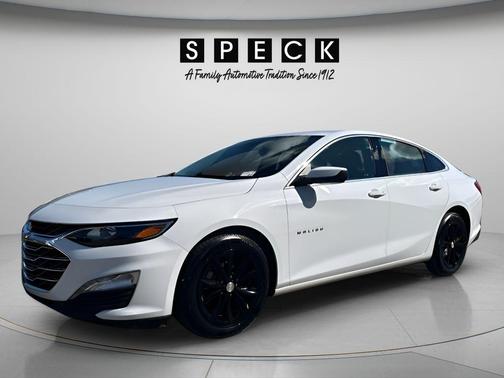 Summit White 2024 Chevrolet Malibu LT
