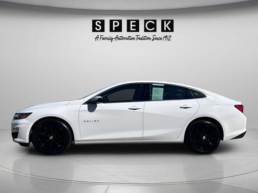 Summit White 2024 Chevrolet Malibu LT