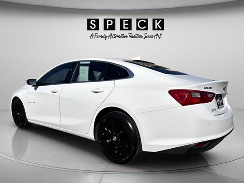 Summit White 2024 Chevrolet Malibu LT