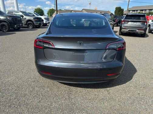 2019 Tesla Model 3 Mid Range