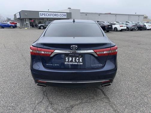 2017 Toyota Avalon XLE