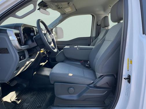 Oxford White 2026 Ford F-250 XL