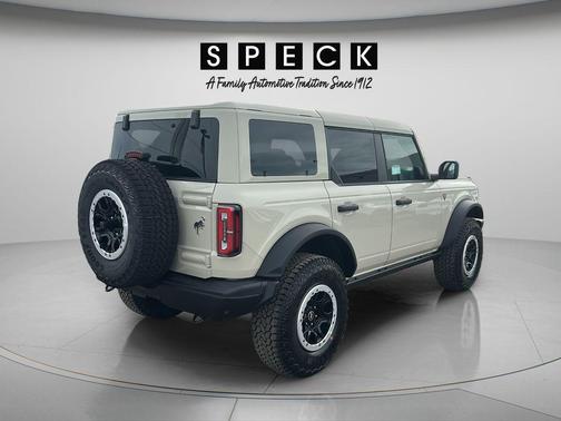 Desert Sand 2026 Ford Bronco Badlands