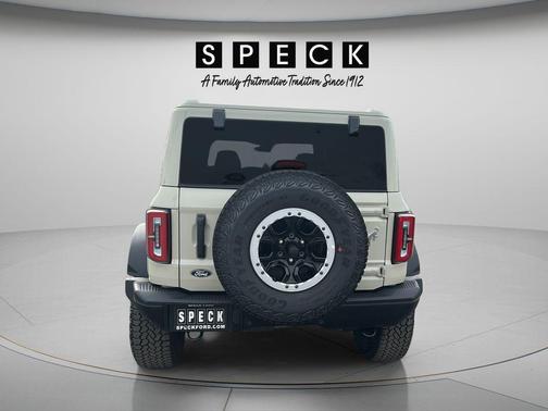 Desert Sand 2026 Ford Bronco Badlands