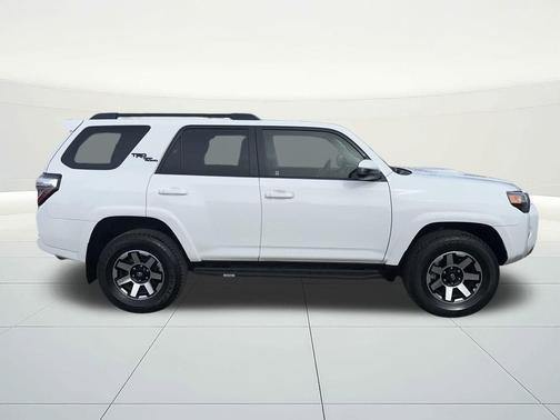 2023 Toyota 4Runner TRD Off Road