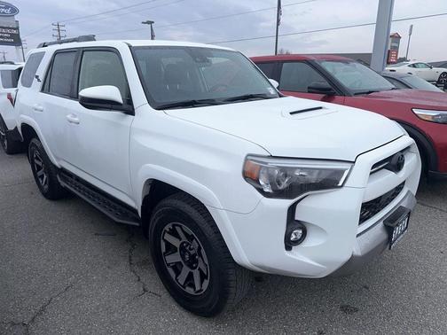 2023 Toyota 4Runner TRD Off Road