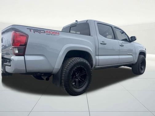 2019 Toyota Tacoma SR