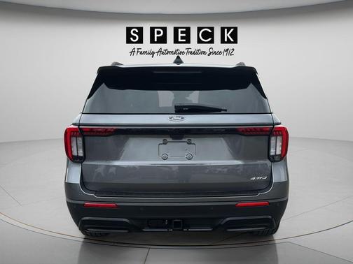 Carbonized Gray Metallic 2026 Ford Explorer ST-Line