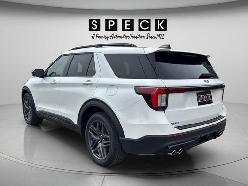 Star White 2026 Ford Explorer ST