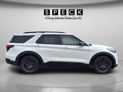 White Metallic 2026 Ford Explorer ST