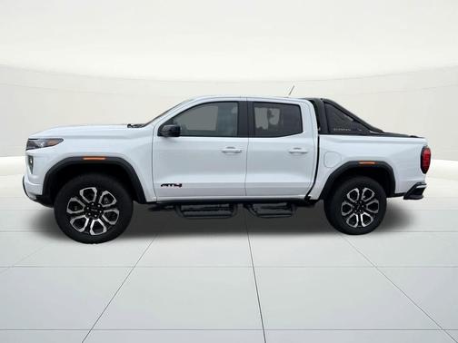 2025 GMC Canyon AT4