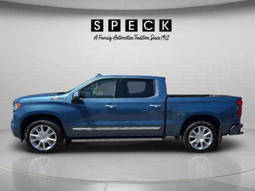 Glacier Blue Metallic 2024 Chevrolet Silverado 1500 High Country