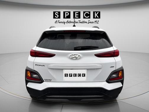 2021 Hyundai KONA SEL