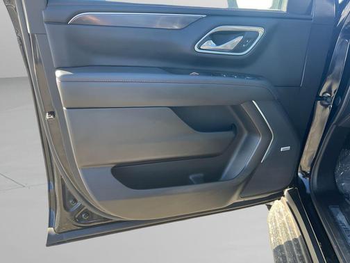 Black 2024 Chevrolet Suburban RST