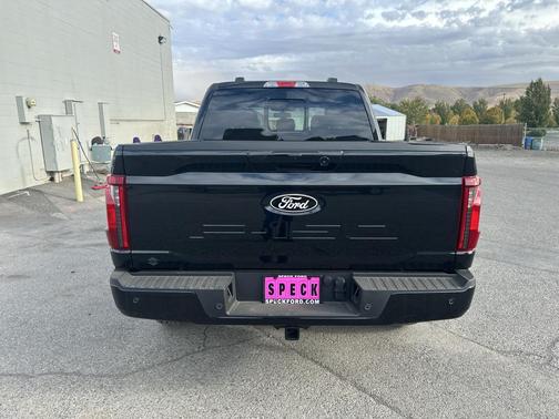Agate Black Metallic 2026 Ford F-150 XLT