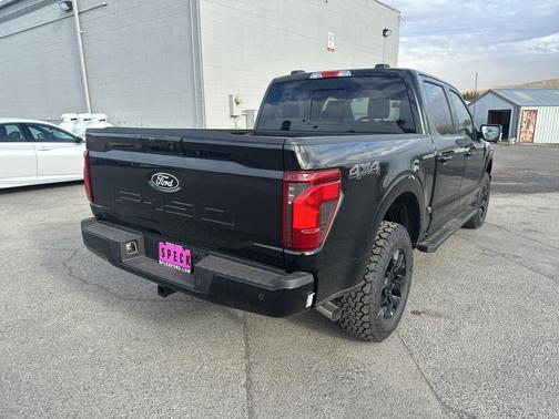 Agate Black Metallic 2026 Ford F-150 XLT