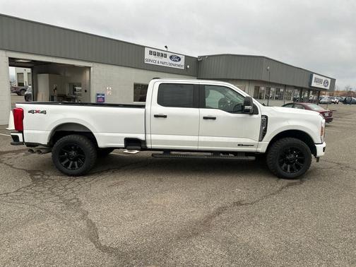 2024 Ford F-350 XLT