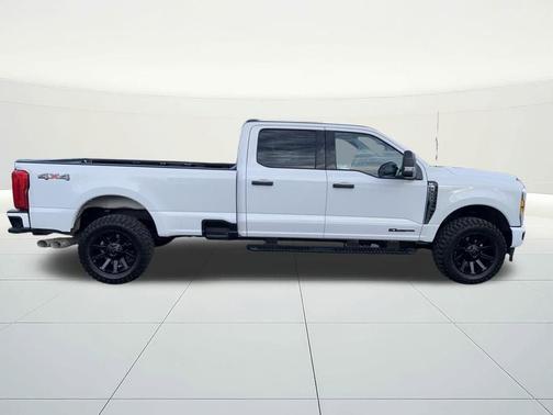 2024 Ford F-350 XLT