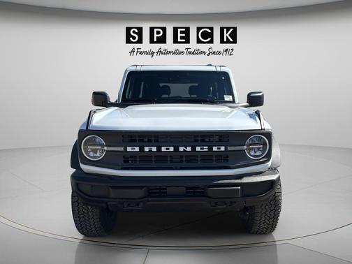 Oxford White 2026 Ford Bronco Base