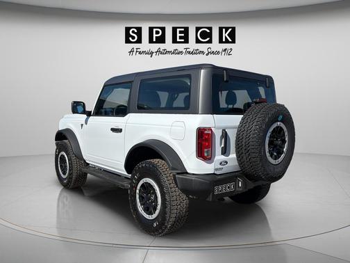 Oxford White 2026 Ford Bronco Base