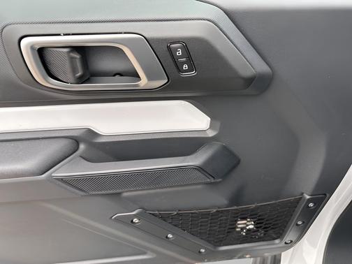 Oxford White 2026 Ford Bronco Base